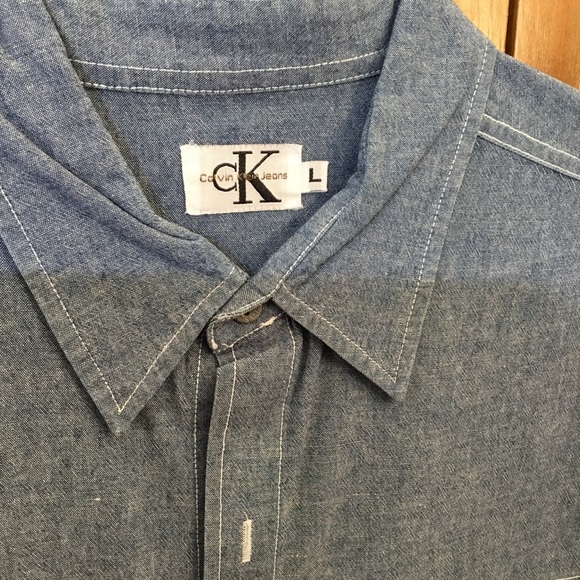 Calvin Klein Jeans light denim shirt, size L, pockets, button cuffs - Picture 2 of 3